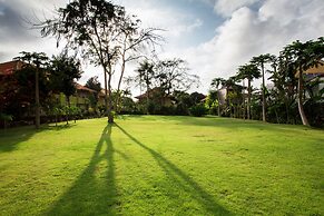 Plagoo Holiday Hotel