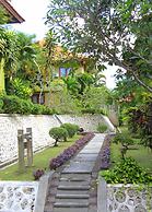 Plagoo Holiday Hotel