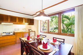 Plagoo Holiday Hotel