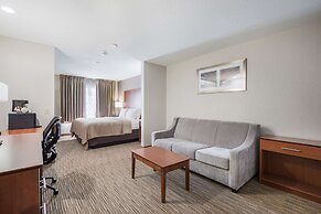 Quality Inn & Suites Lodi I-90