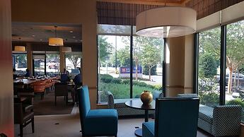 Hilton Garden Inn Atlanta Airport/Millenium Center