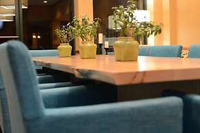 Hilton Garden Inn Atlanta Airport/Millenium Center