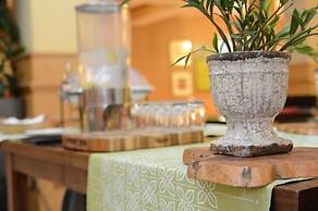 Hilton Garden Inn Atlanta Airport/Millenium Center