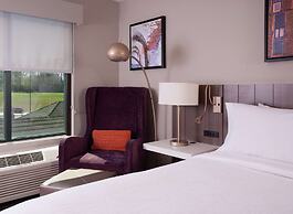 Hilton Garden Inn Atlanta Airport/Millenium Center