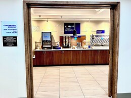 Holiday Inn Express Hinesville by IHG