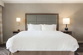Hampton Inn & Suites Manchester-Bedford