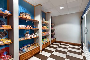 Hampton Inn & Suites Manchester-Bedford