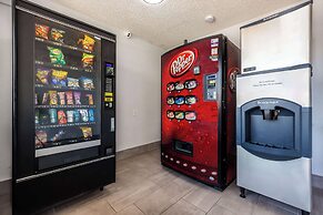 Motel 6 Fort Worth, TX - East