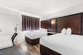 Econo Lodge Stockton near I-5 Fairgrounds