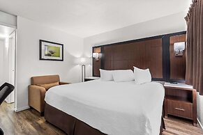 Econo Lodge Stockton near I-5 Fairgrounds