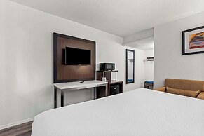 Econo Lodge Stockton near I-5 Fairgrounds