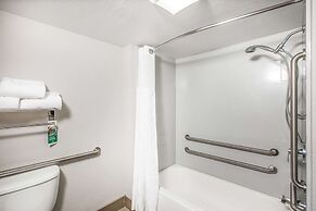 Wingate by Wyndham Louisville Fair and Expo