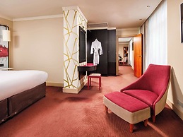 Holland House Hotel Cardiff By Sunday