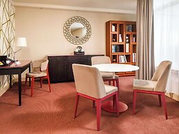 Holland House Hotel Cardiff By Sunday