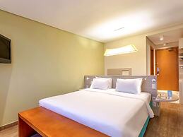 Mercure Salvador Rio Vermelho Hotel