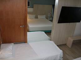 Mercure Salvador Rio Vermelho Hotel