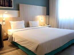 Mercure Salvador Rio Vermelho Hotel