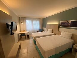 Mercure Salvador Rio Vermelho Hotel