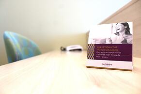 Mercure Salvador Rio Vermelho Hotel