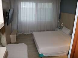 Mercure Salvador Rio Vermelho Hotel