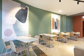 B&B HOTEL Pisa Airport