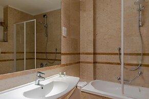 B&B HOTEL Pisa Airport