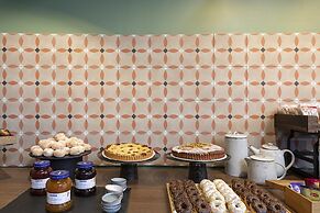 B&B HOTEL Pisa Airport