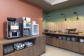 B&B HOTEL Pisa Airport