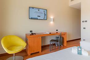 B&B HOTEL Pisa Airport