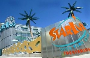 Starlux Hotel