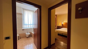 Hotel Master