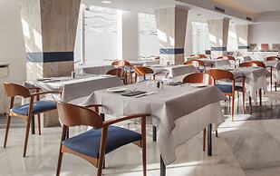 Catalonia Del Mar - Adults Only