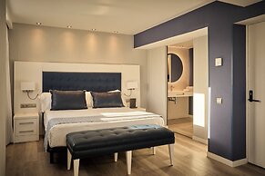 Catalonia Del Mar - Adults Only