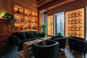 Four Seasons Resort Whistler