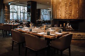 Four Seasons Resort Whistler