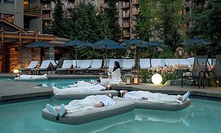 Four Seasons Resort Whistler