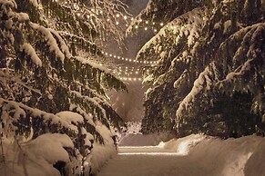 Four Seasons Resort Whistler