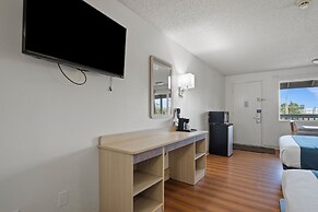 Motel 6 Clarkston, WA