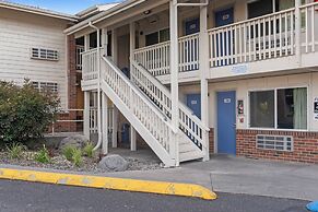 Motel 6 Clarkston, WA