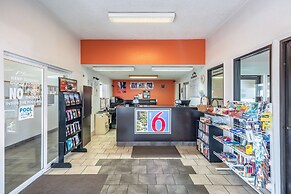 Motel 6 Clarkston, WA