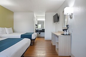 Motel 6 Clarkston, WA