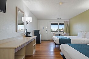 Motel 6 Clarkston, WA
