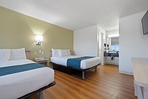 Motel 6 Clarkston, WA