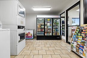 Motel 6 Clarkston, WA