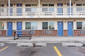 Motel 6 Clarkston, WA