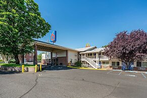 Motel 6 Clarkston, WA