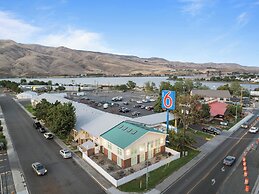 Motel 6 Clarkston, WA