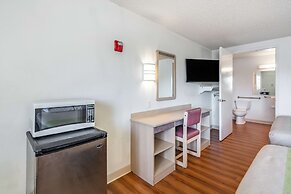 Motel 6 Clarkston, WA