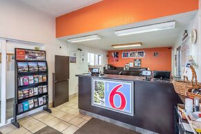Motel 6 Clarkston, WA