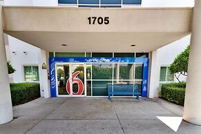 Motel 6 Lewisville, TX - Dallas